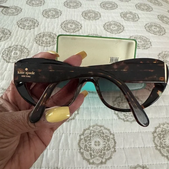 Kate Spade Brown Sunglasses - Picture 2 of 6